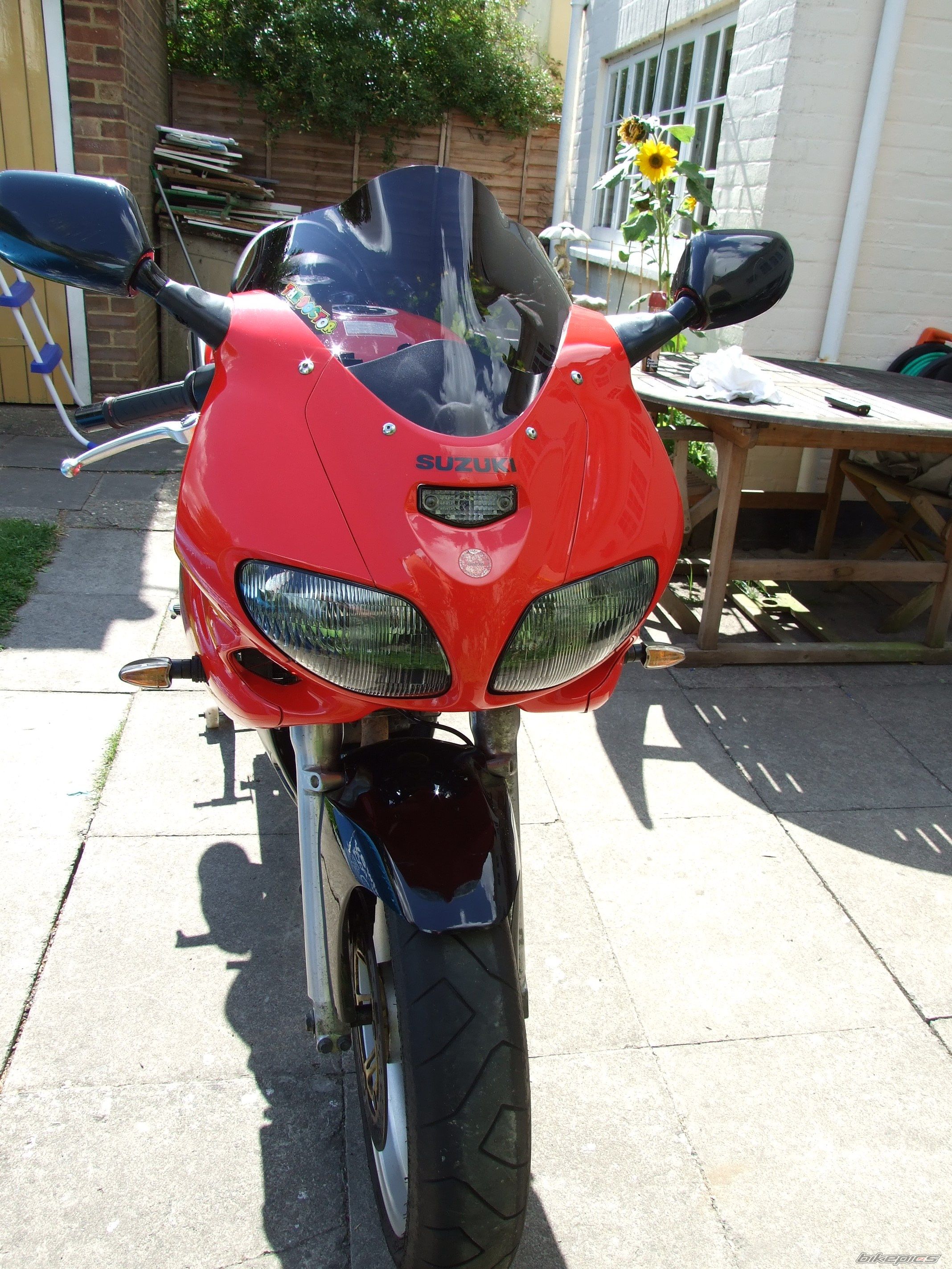 1999 SUZUKI SV 650S | Picture 988007 motorcycle photo
