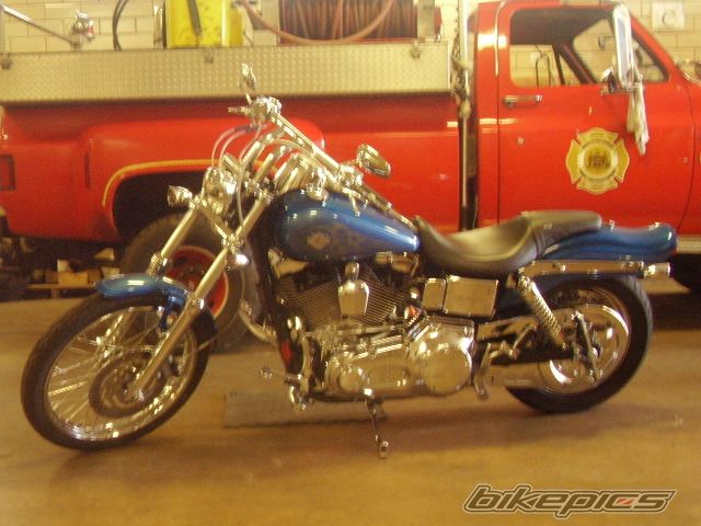 2005 HARLEY DAVIDSON FXDWGI DYNA WIDE GLIDE | Picture 988252 motorcycle photo