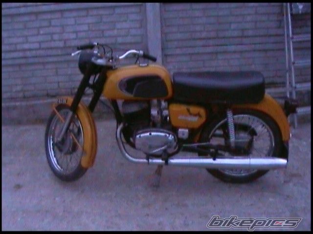 1972 CZ 175 | Picture 989196 motorcycle photo