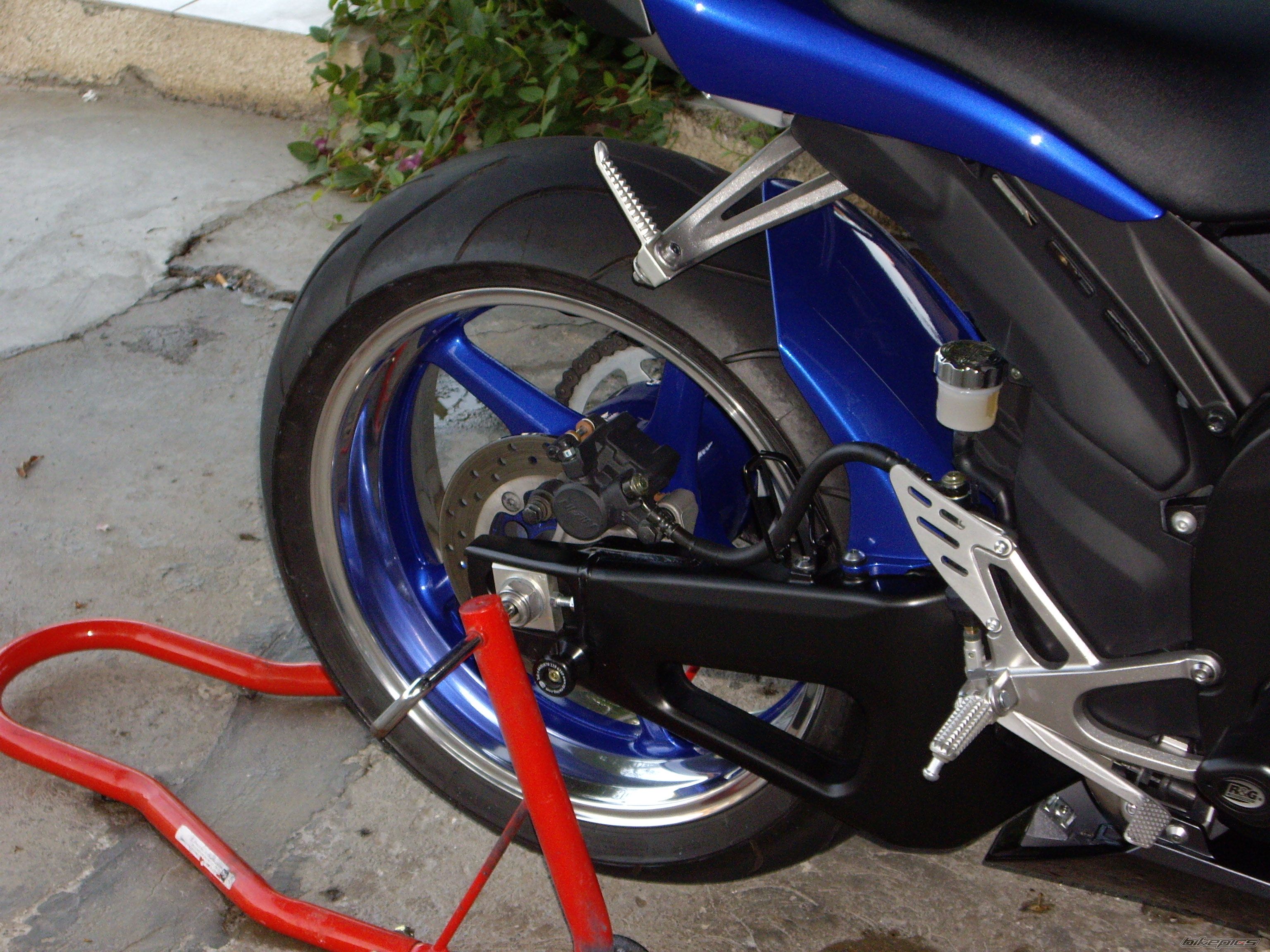 2007 YAMAHA YZF R1 | Picture 989652 motorcycle photo