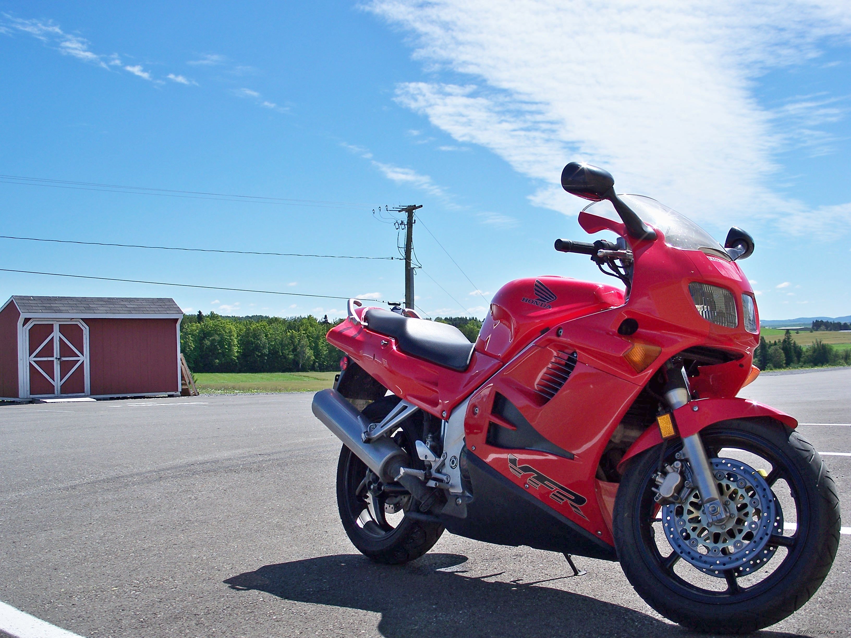 1995 HONDA VFR 750 | Picture 989914 motorcycle photo