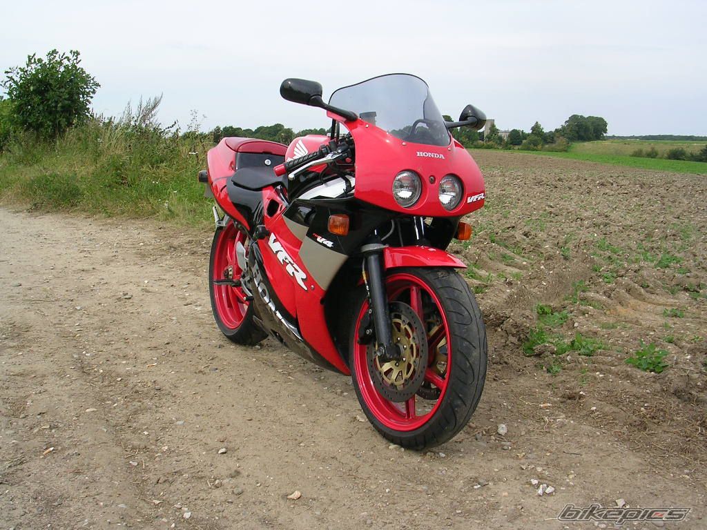 1991 HONDA VFR 400 | Picture 991392 motorcycle photo