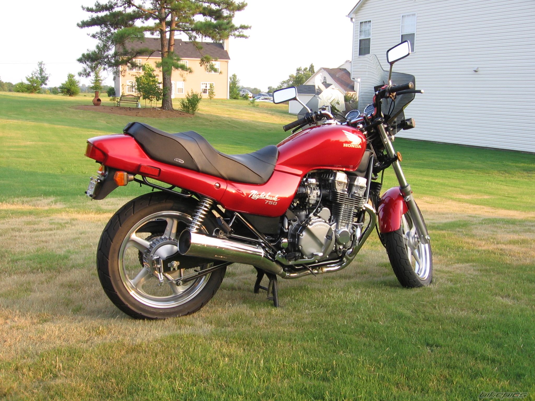 1992 HONDA NIGHTHAWK 750 | Picture 991917 motorcycle photo