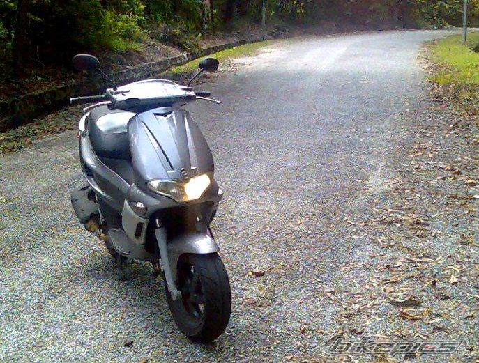 2002 GILERA RUNNER 200 VXR | Picture 996823 motorcycle photo