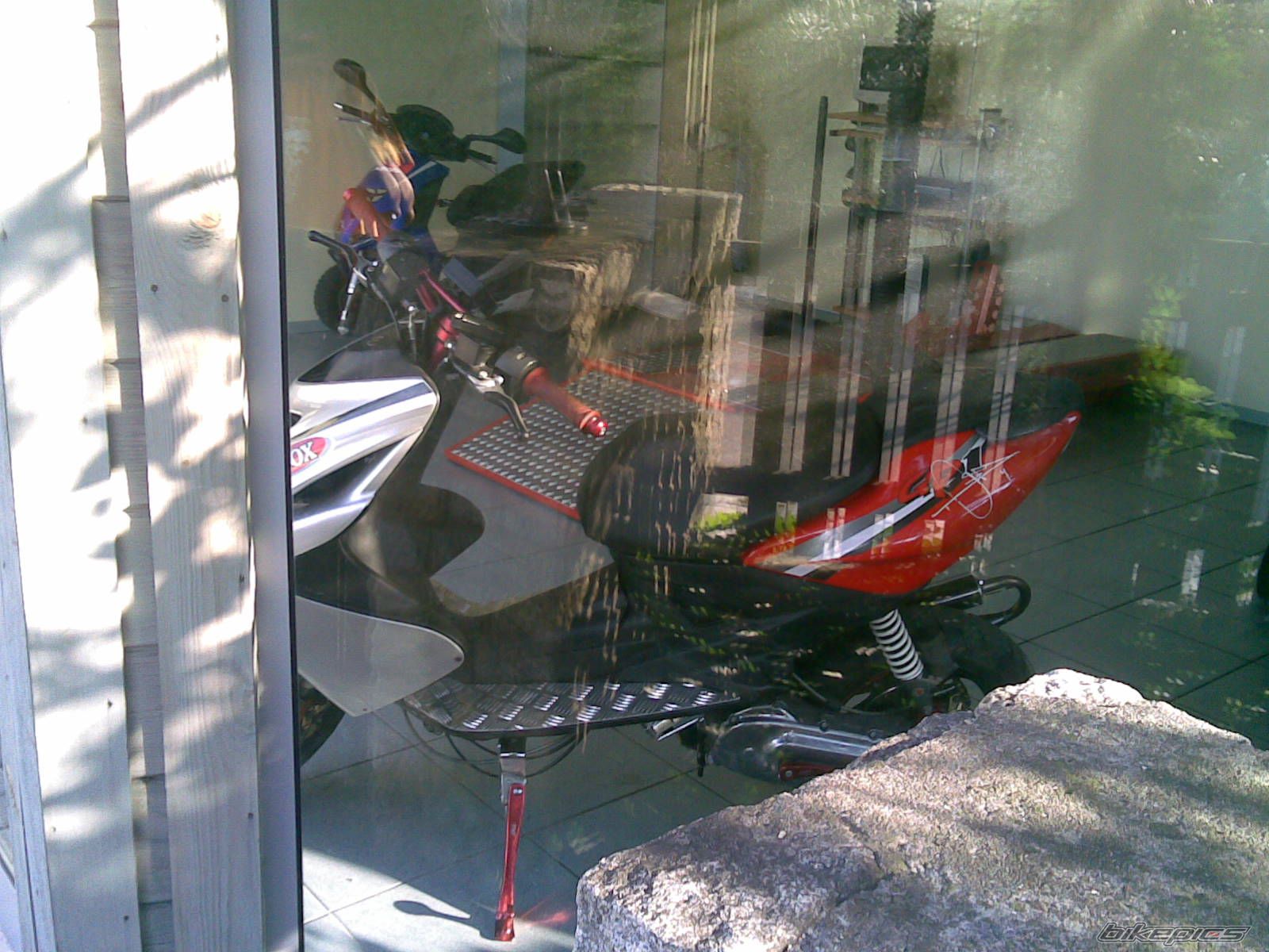 2004 YAMAHA AEROX 50 | Picture 997372 motorcycle photo