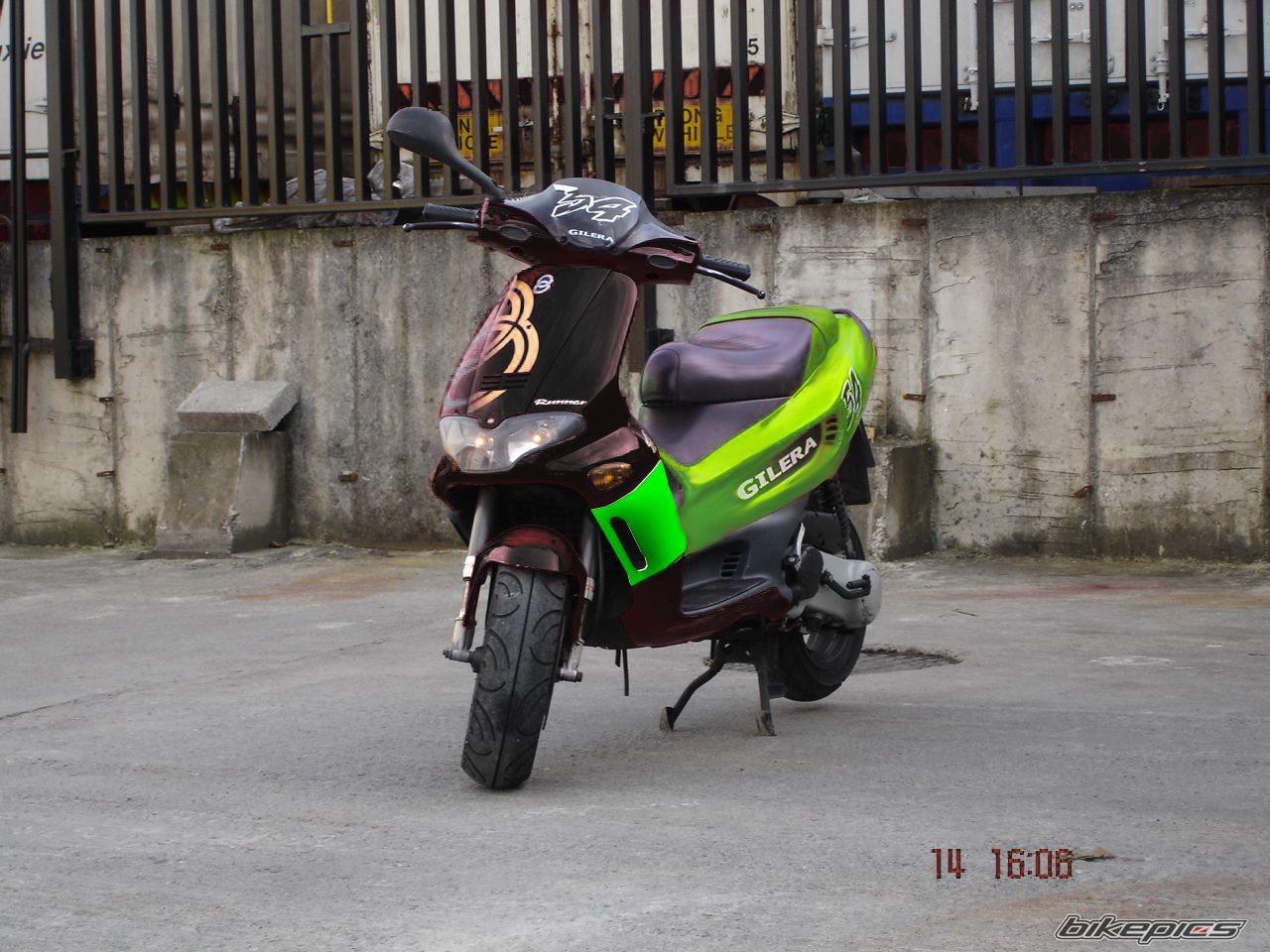 2002 GILERA RUNNER 50 | Picture 998807 motorcycle photo