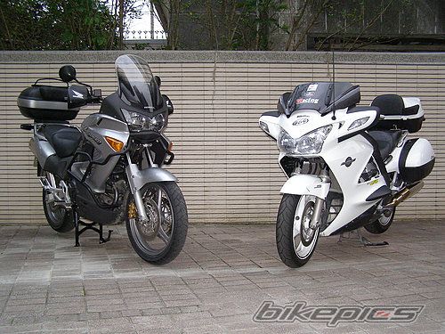 2004 HONDA XL 1000V VARADERO | Picture 999389 motorcycle photo