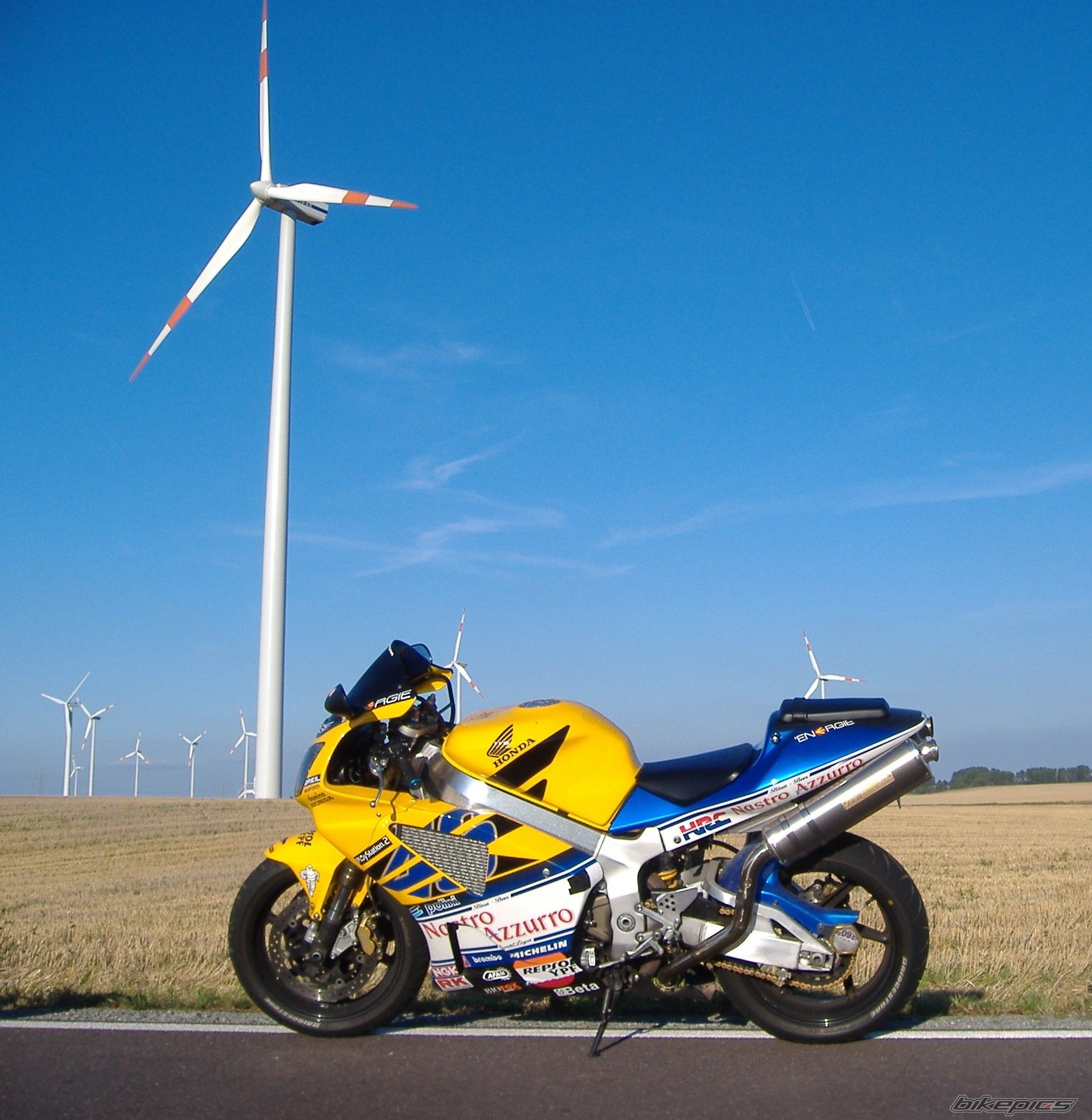 2000 HONDA VTR 1000 SP1 | Picture 999510 motorcycle photo