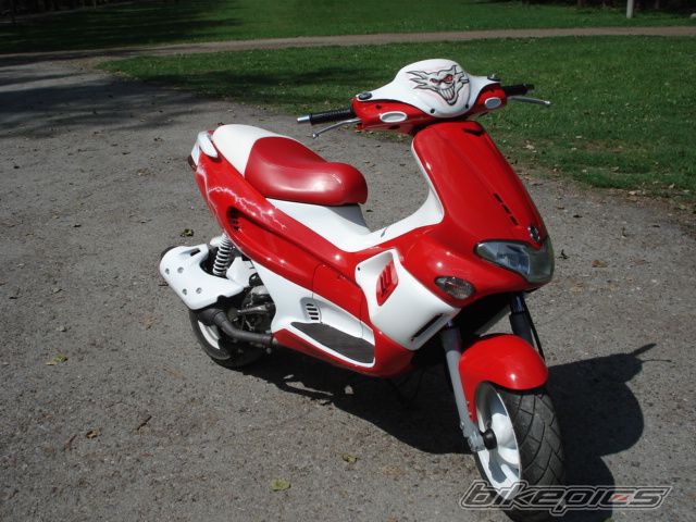 2002 GILERA RUNNER 125 VX | Picture 999661 motorcycle photo